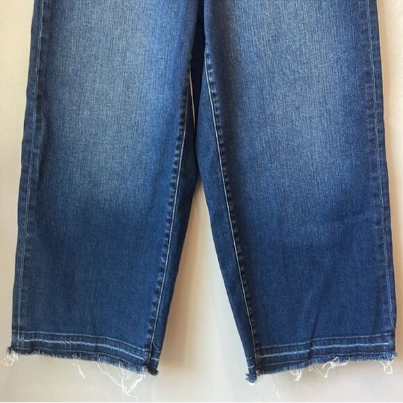 Uniqlo Wide Leg Crop Jeans Raw Hem High Rise - Picture 4 of 8